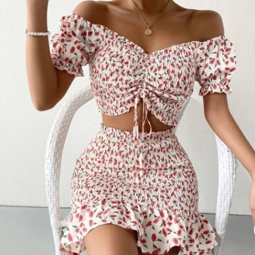 Boho chic Floral  Ruched Shirred Bodice Crop Top & skirt set - Picture 2 of 8